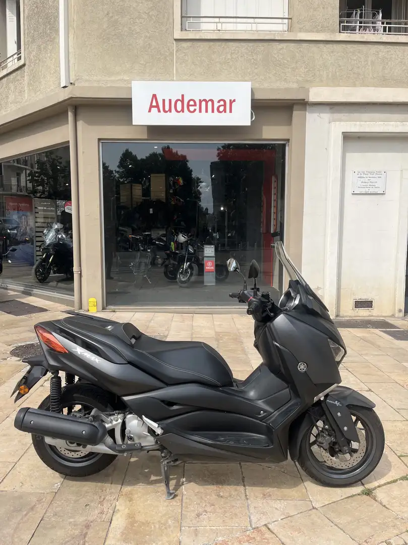 Yamaha X-Max 125 - 1