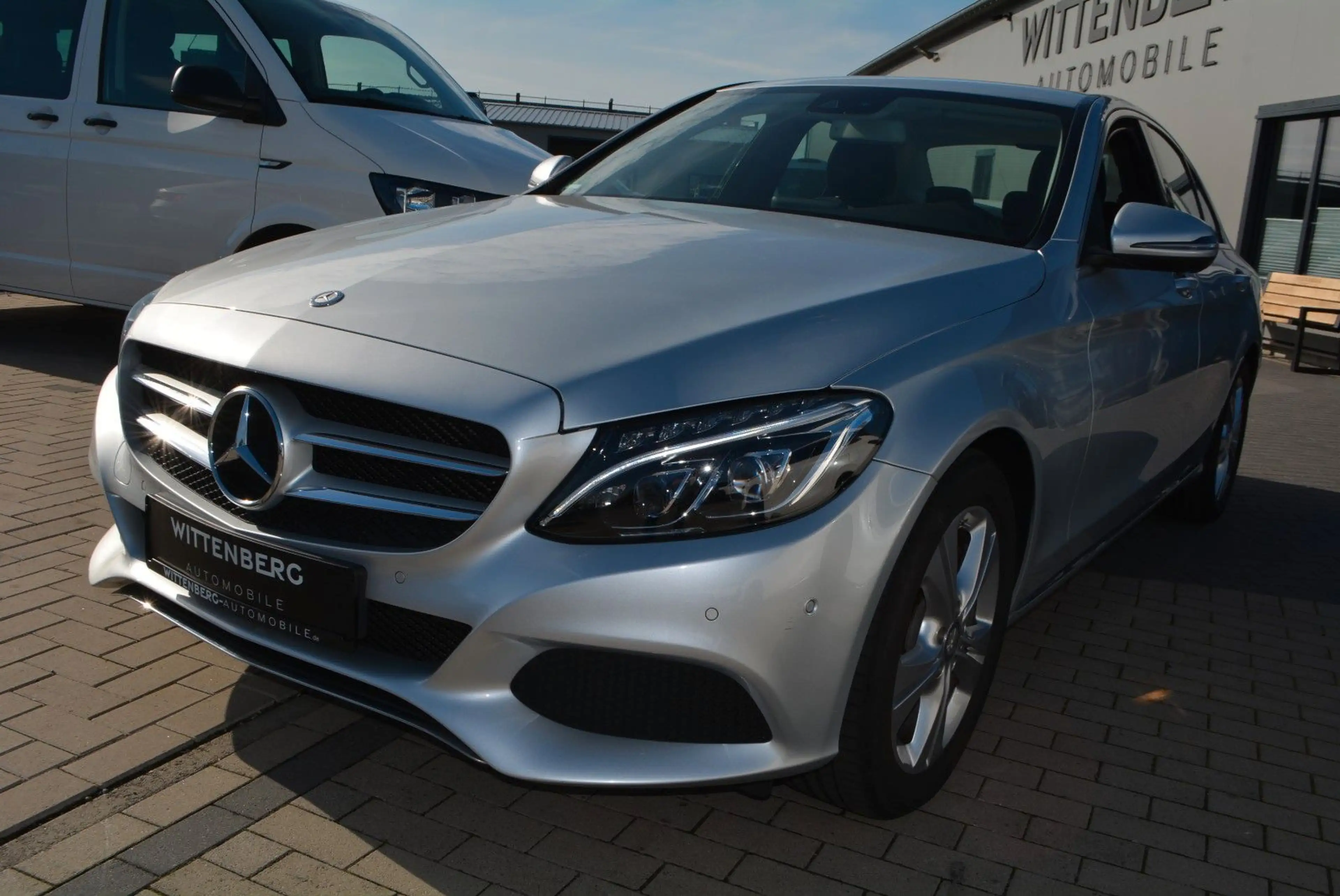 Mercedes-Benz C 250 CGI Limousine-Service+HU neu-Kamera — photo 6