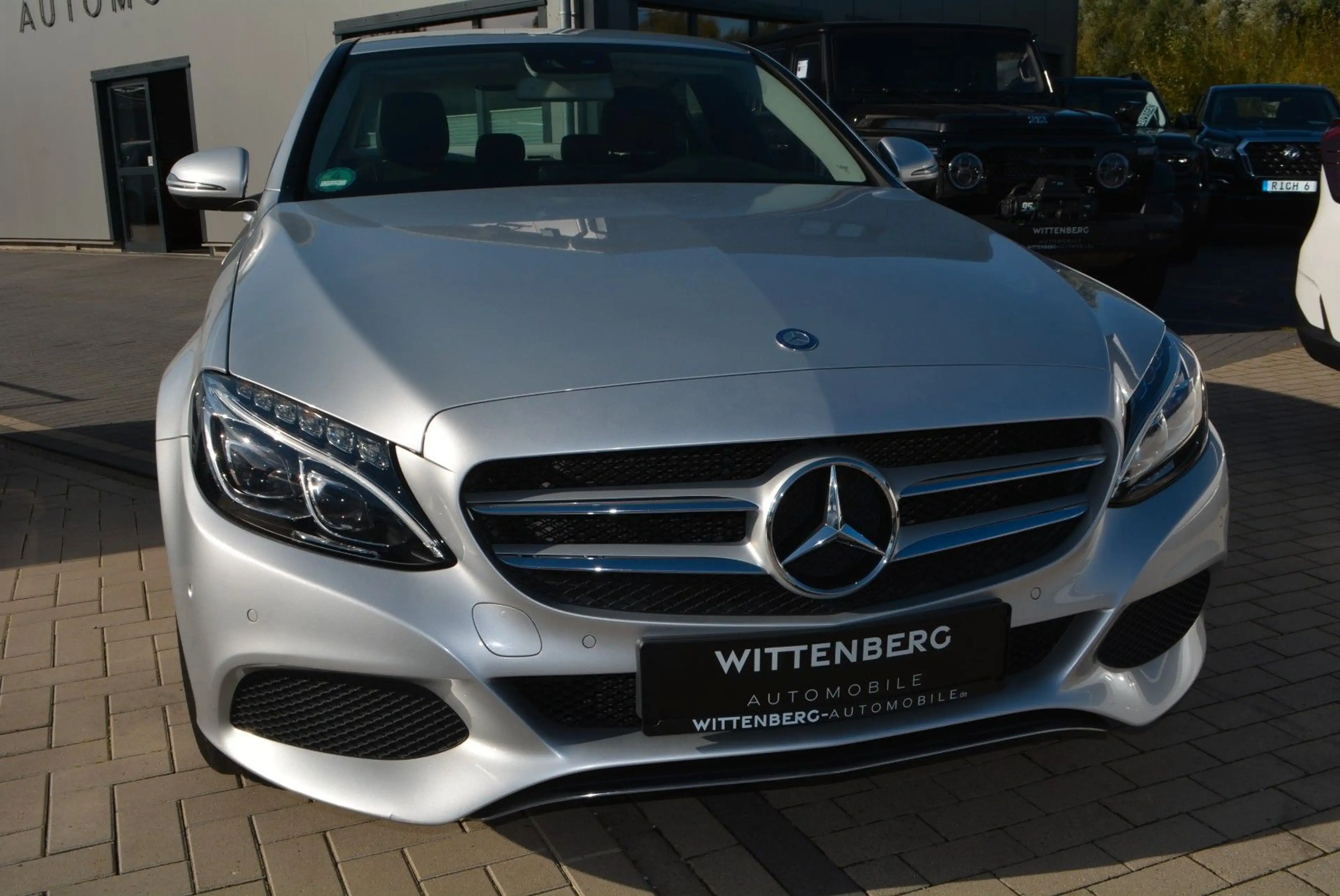 Mercedes-Benz C 250 CGI Limousine-Service+HU neu-Kamera — photo 2