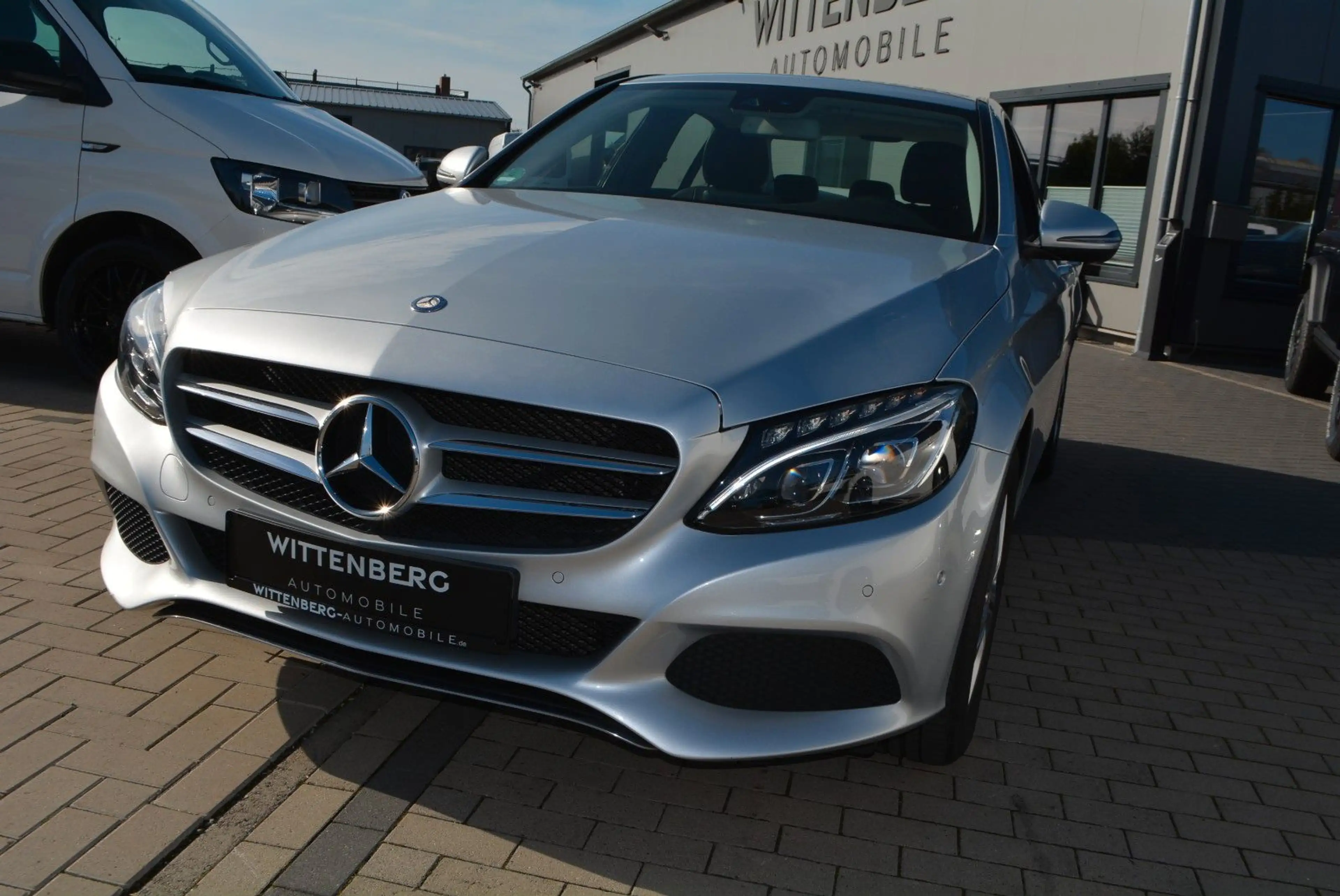 Mercedes-Benz C 250 CGI Limousine-Service+HU neu-Kamera — photo 5