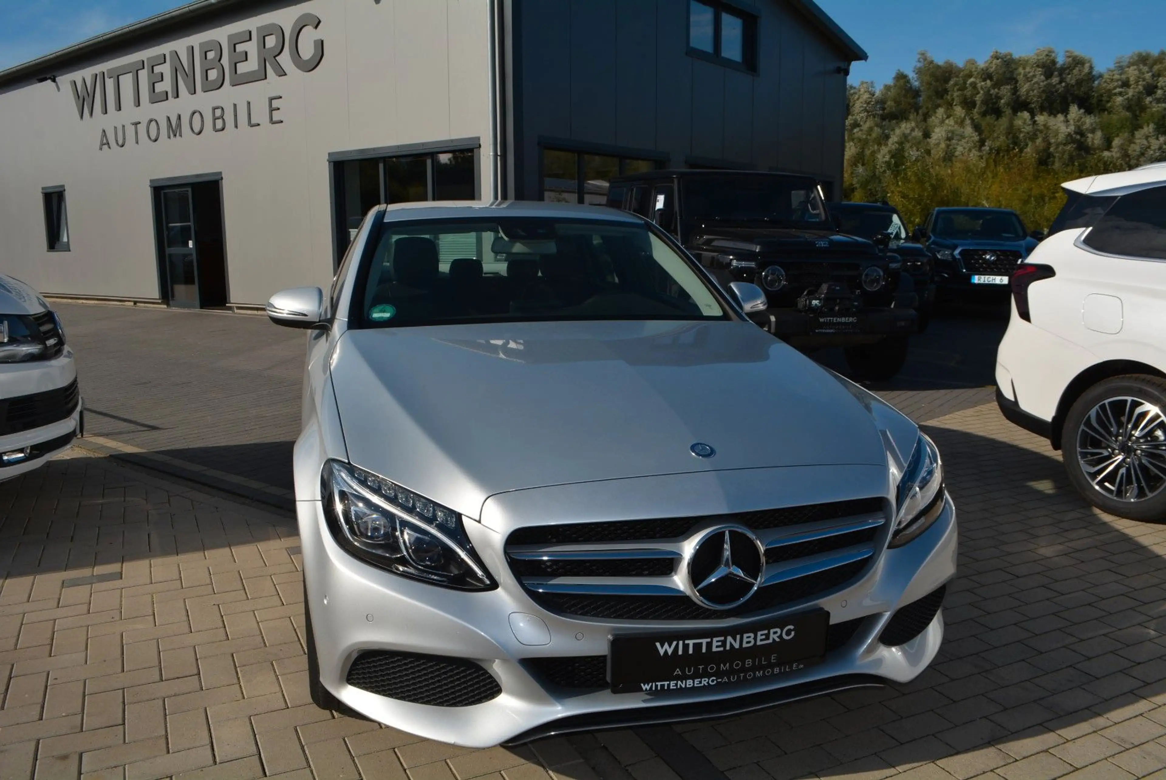 Mercedes-Benz C 250 CGI Limousine-Service+HU neu-Kamera — photo 3