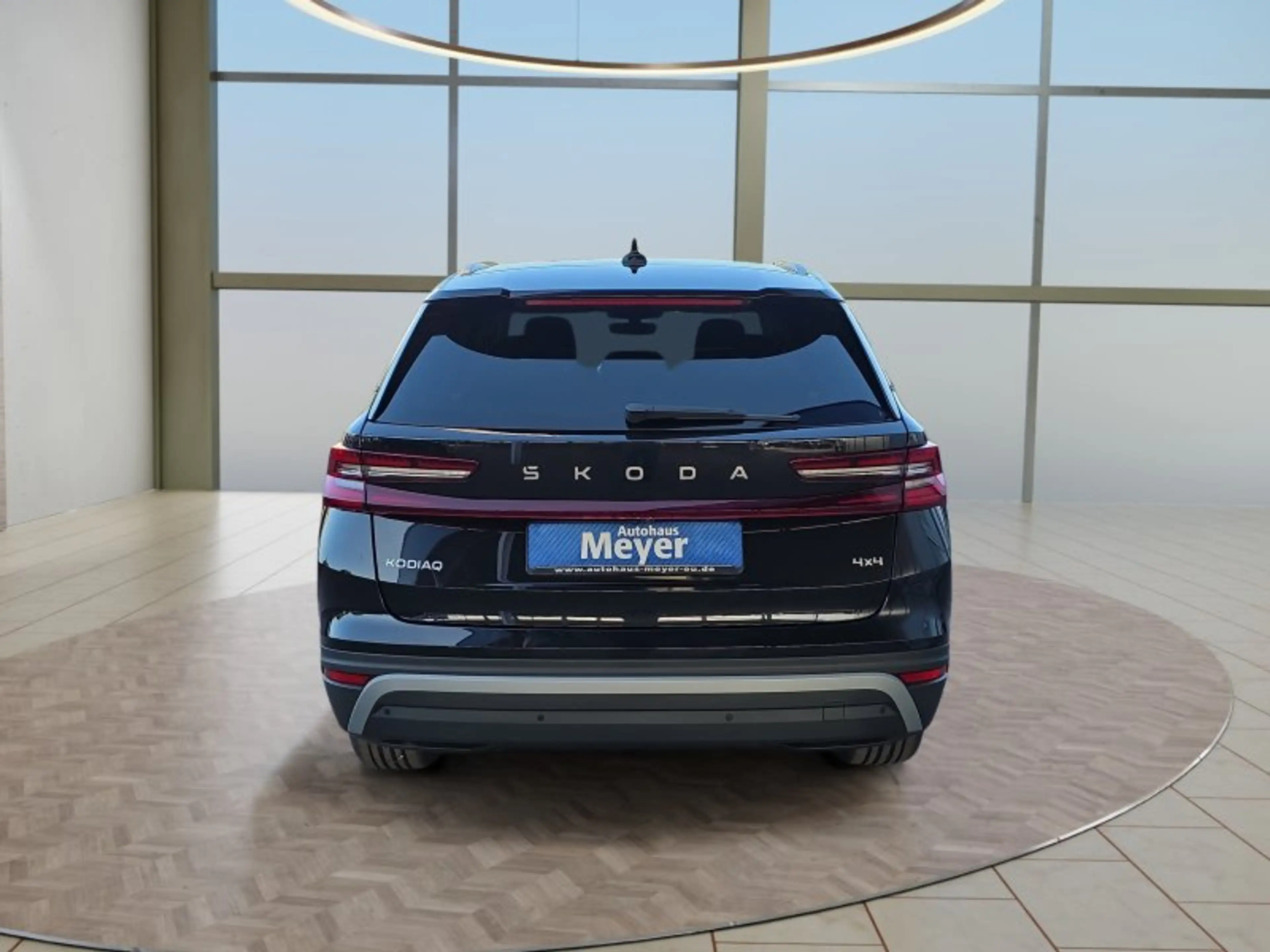 Skoda Kodiaq 2,0TSI DSG 4x4 aAHK/7-Sitzer/Matrix/Navi/el.Klappe — photo 4