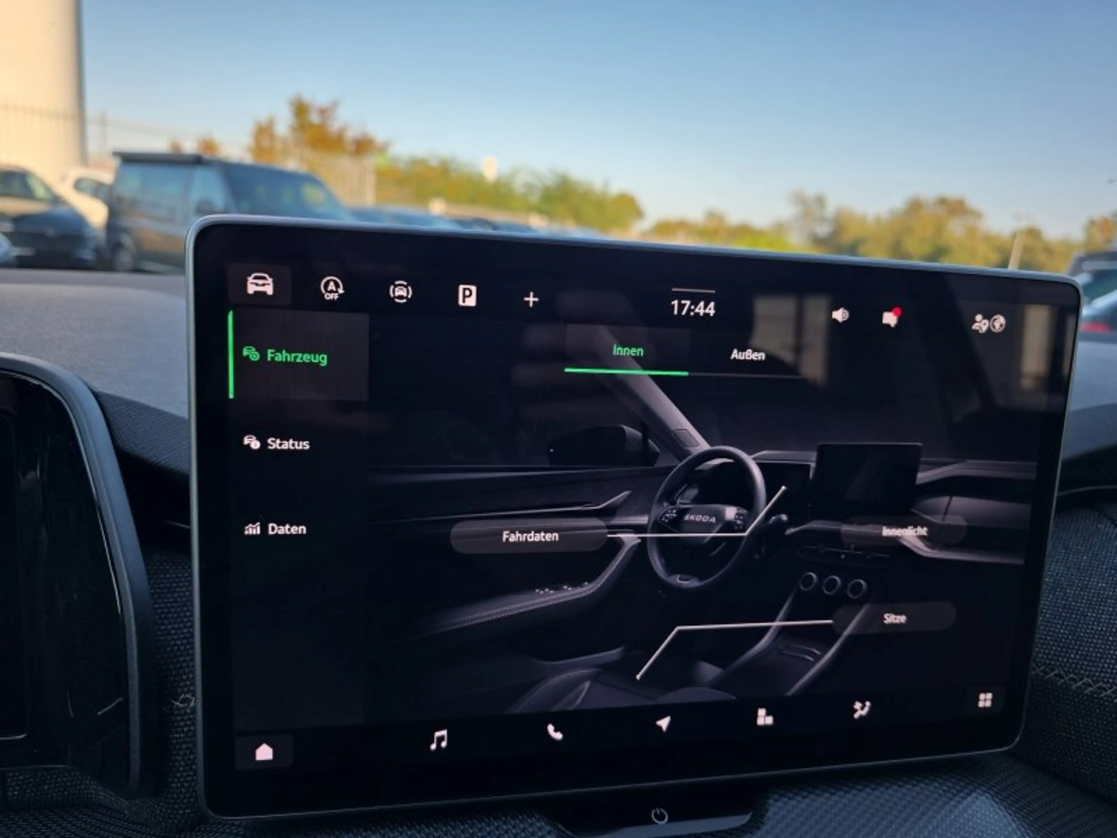 Skoda Kodiaq 2,0TSI DSG 4x4 aAHK/7-Sitzer/Matrix/Navi/el.Klappe — photo 38