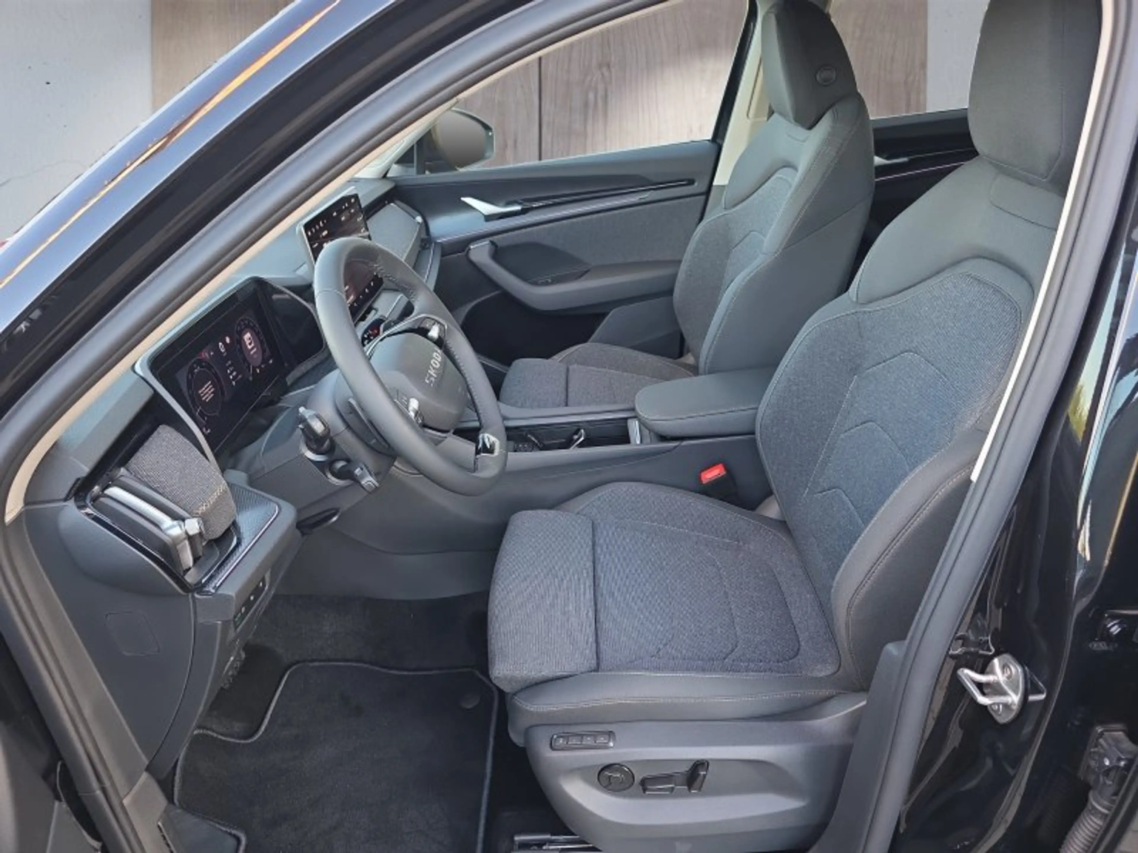 Skoda Kodiaq 2,0TSI DSG 4x4 aAHK/7-Sitzer/Matrix/Navi/el.Klappe — photo 9