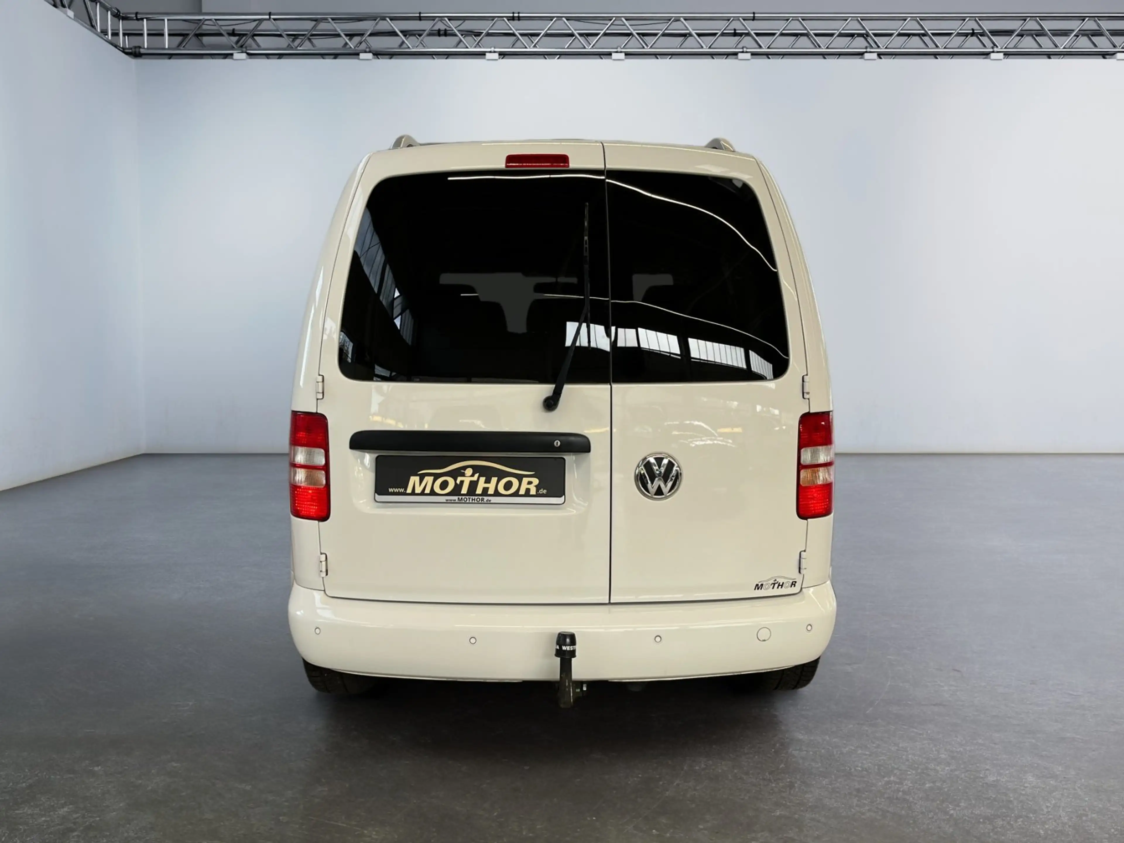 Volkswagen Caddy Kombi Highline 2.0 TDI DSG 7Sitzer BiXenon — photo 5