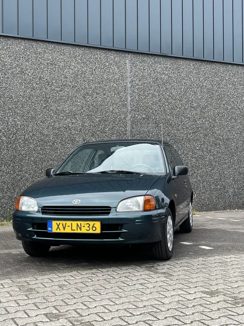 Toyota Starlet 1.3-16V Vert - 2
