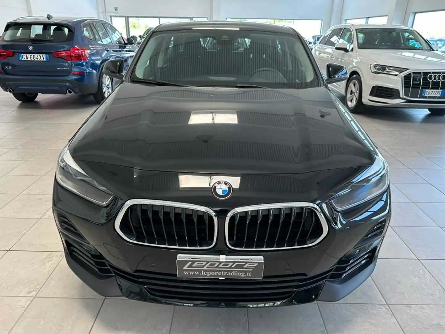BMW X2 X2 sdrive18d Business X auto Negro - 2