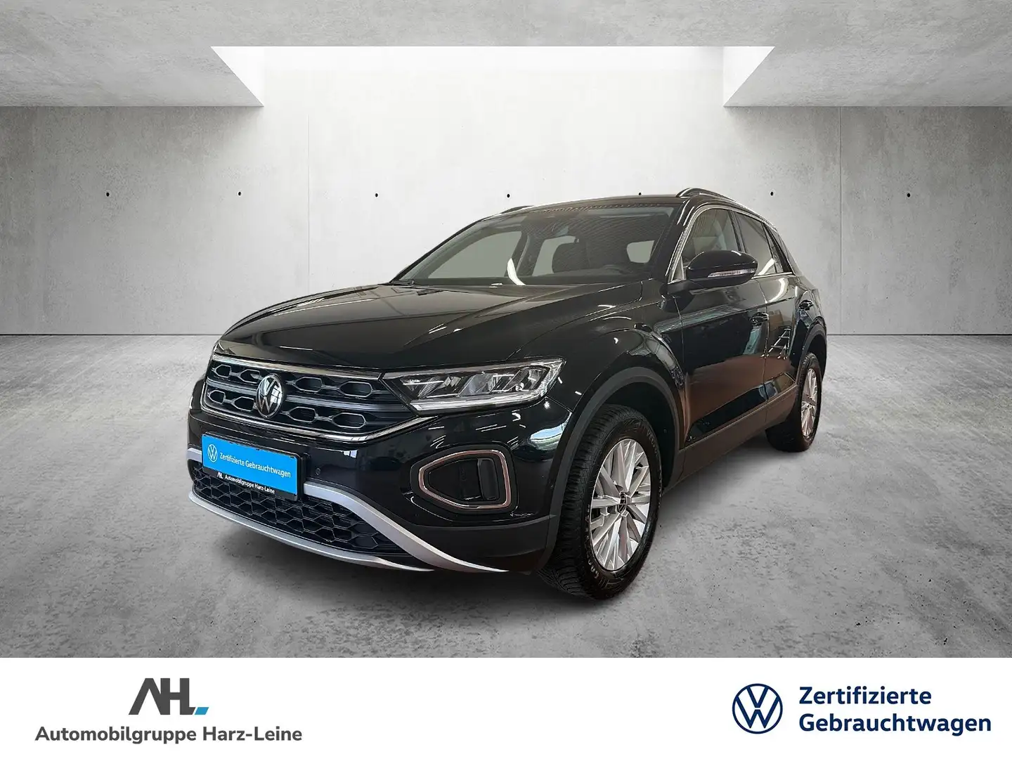 Volkswagen T-Roc 1.0 TSI Life Navi LED DAB+ SHZ App-Connect Schwarz - 1