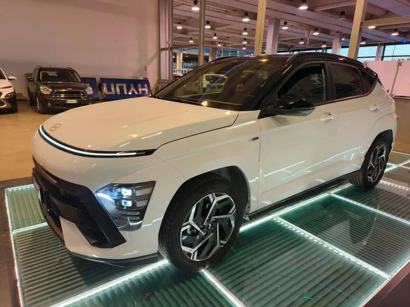 Hyundai KONA HEV 1.6 DCT NLine + Tetto + Tech Pack Bianco - 1