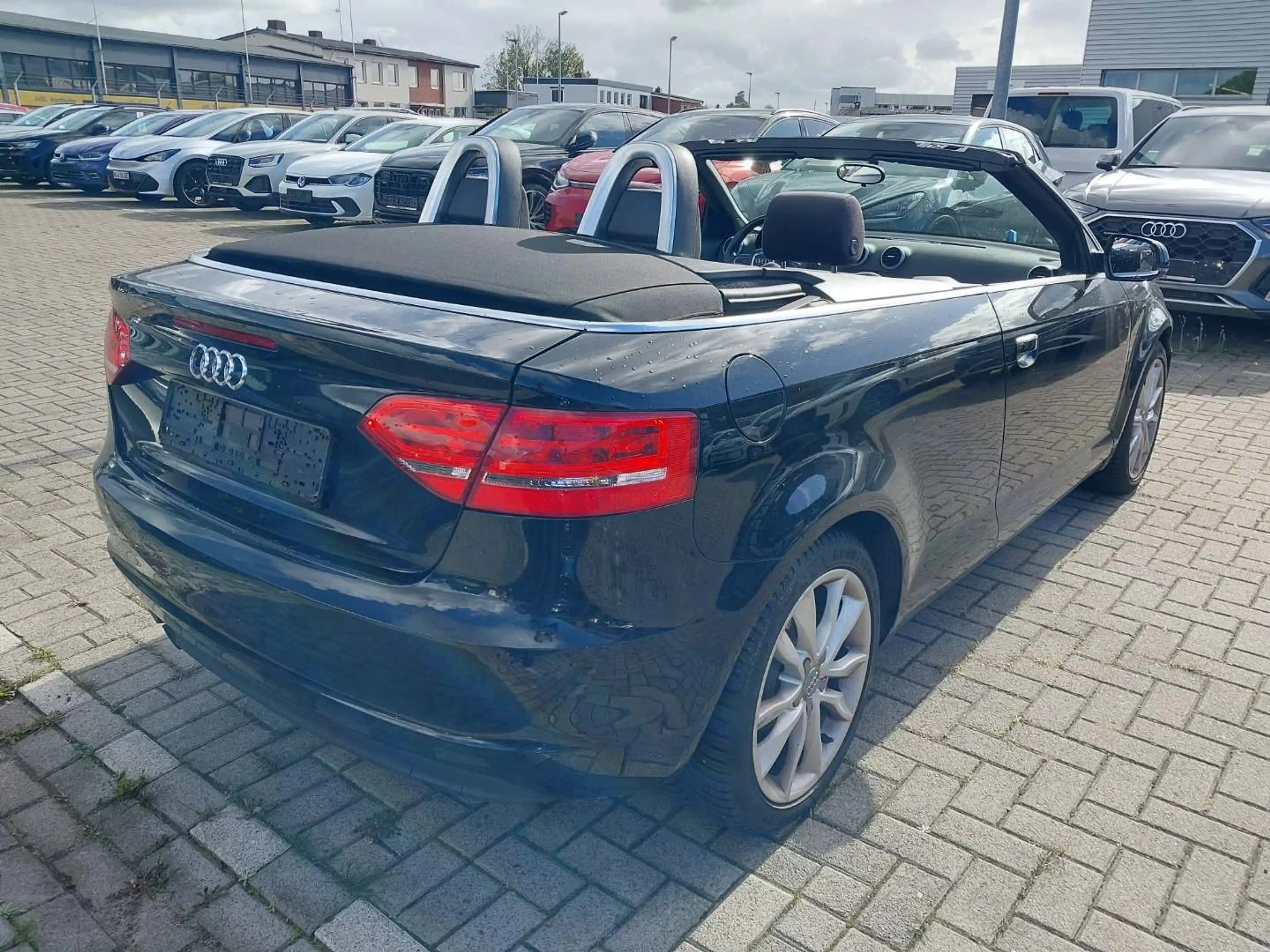 Audi A3 Ambition/Scheckheft/erst 67.404 Km/Klimaanlage/Sitzheizung/elektr. Verdeck — photo 4