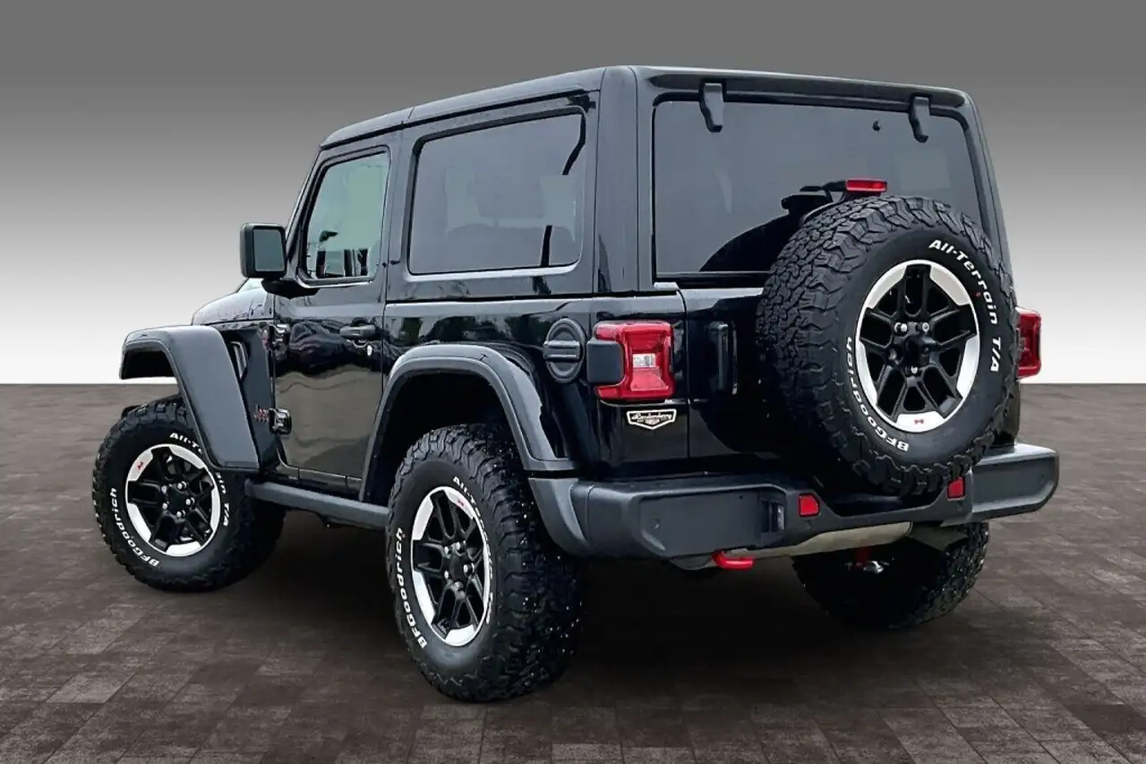 Jeep Wrangler снимка Jeep Wrangler