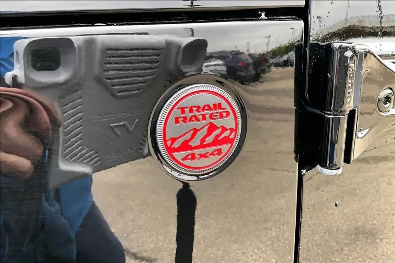 Jeep Wrangler снимка Jeep Wrangler