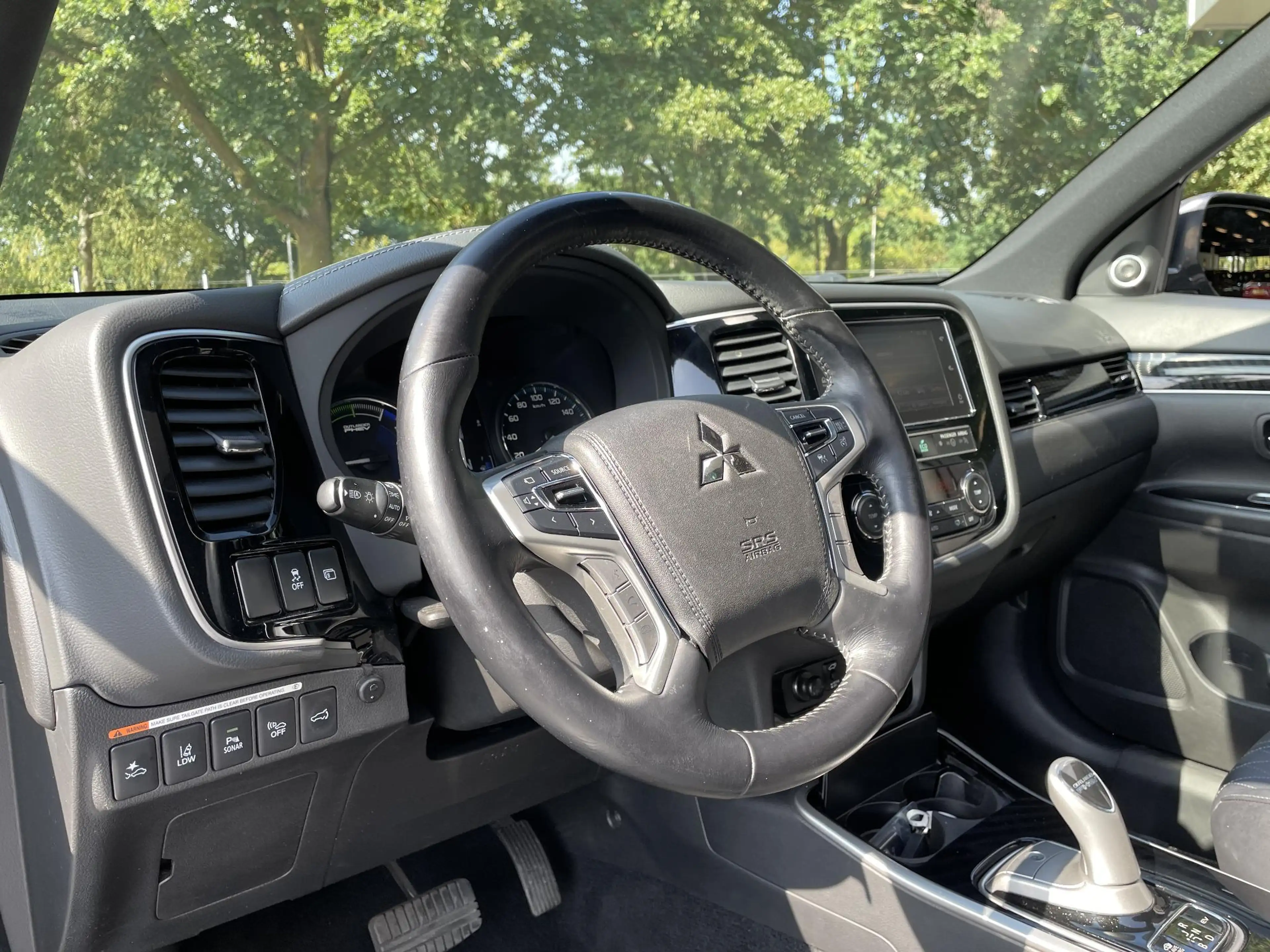 Mitsubishi Outlander 2.4 PHEV Instyle | Navigatie | Carplay/Android | L — photo 18