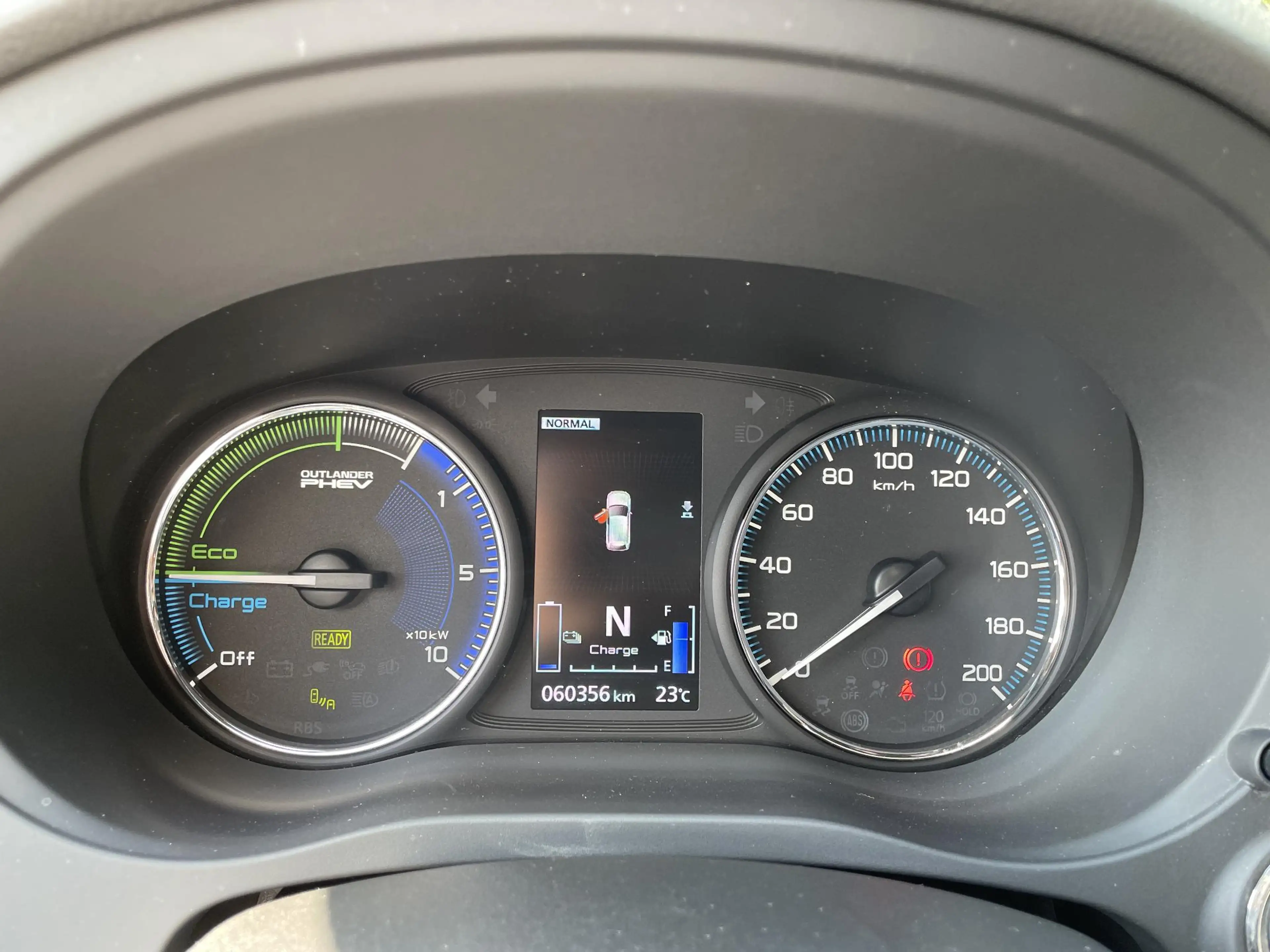 Mitsubishi Outlander 2.4 PHEV Instyle | Navigatie | Carplay/Android | L — photo 23