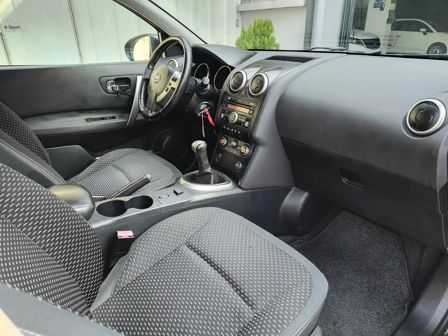 Nissan Qashqai 1.6 Benzina/GPL 115cv Zwart - 2