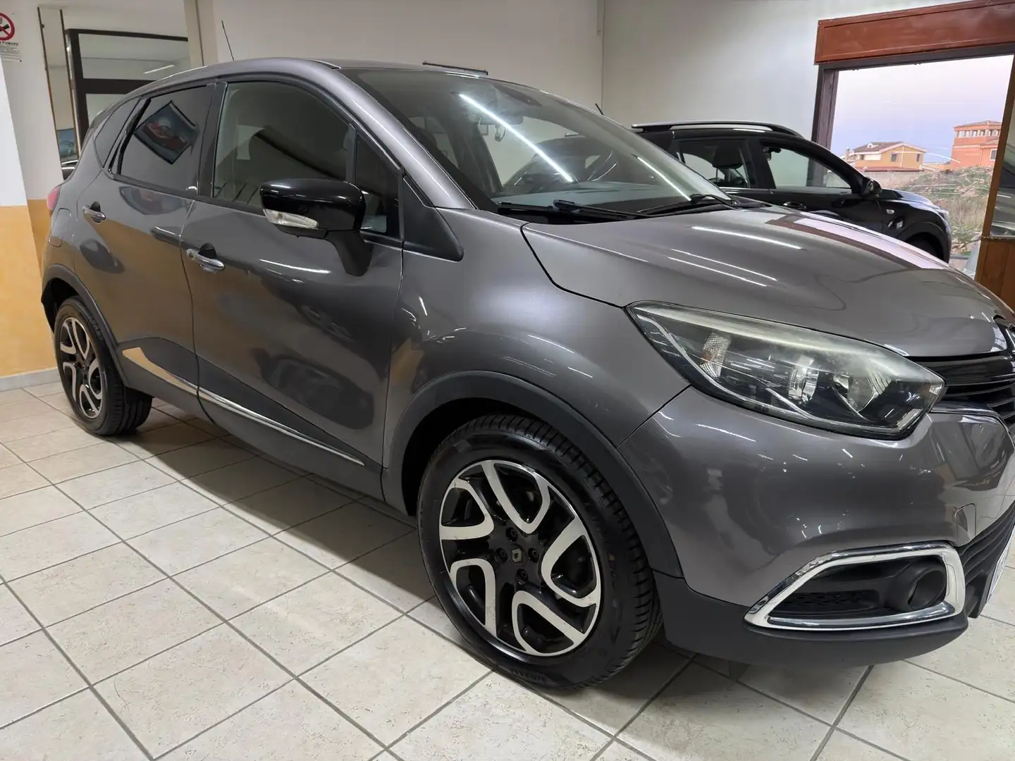 Renault Captur 1.5 dci Intens (energy r-link) 90cv E6 - 2