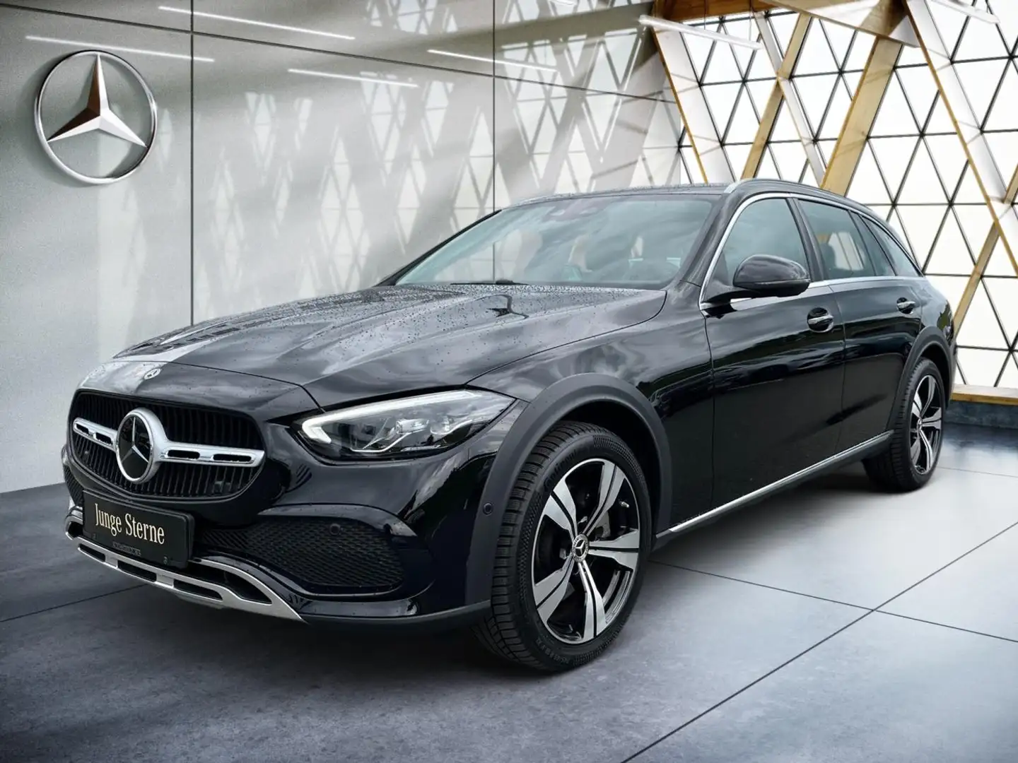 Mercedes-Benz C 220 d 4MATIC T All-Terrain Avantgarde EasyPack Černá - 2