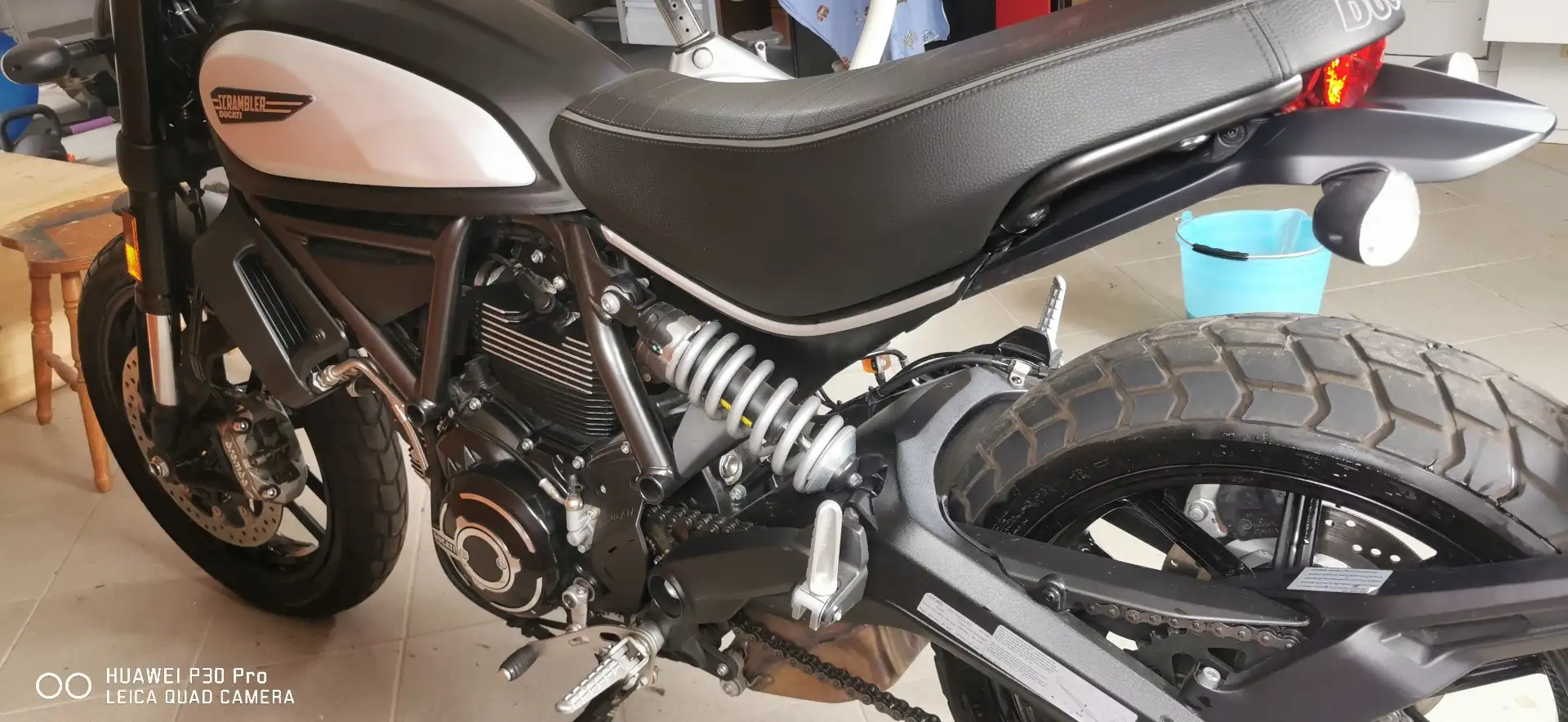 Ducati Scrambler Negru - 2