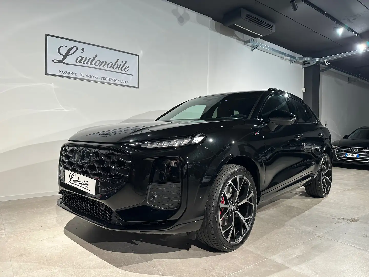 Audi Q3 2.0 tdi Sline 150cv NO VINCOLI FINANZ. IVA ESPOSTA Nero - 1