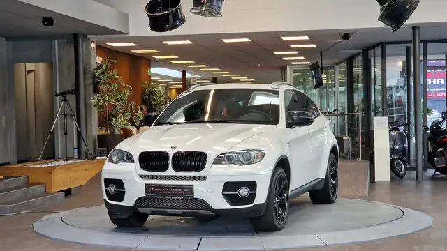 BMW X6 40d xDrive E71 Aut. *Head-up*Schiebedach*Navi*20Zo