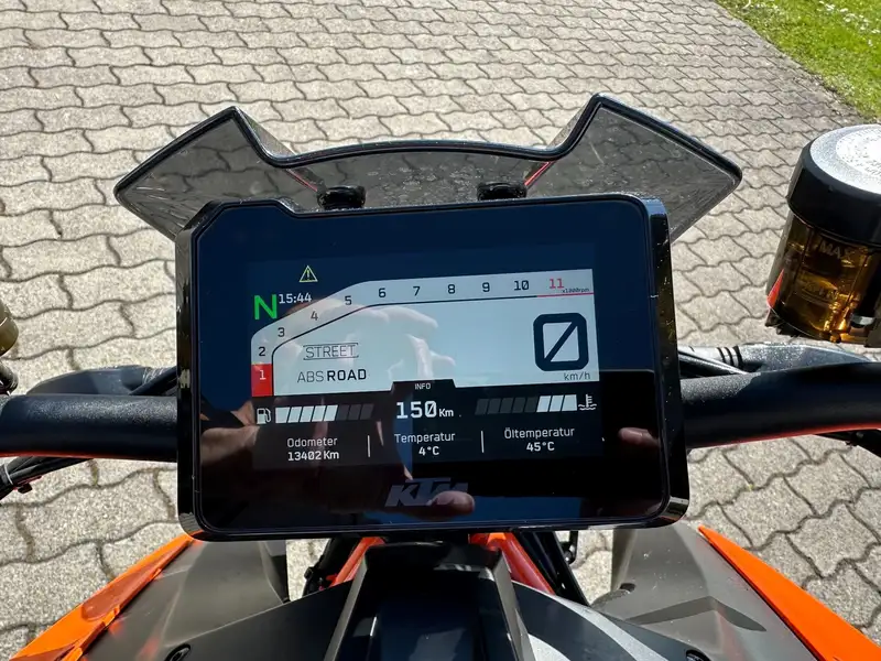 KTM 1290 Super Duke R - foto 2