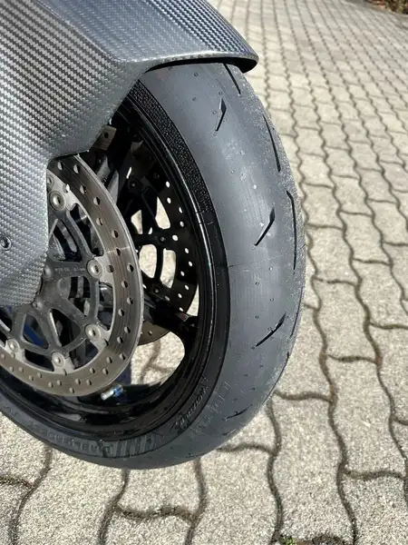 KTM 1290 Super Duke R - foto 4