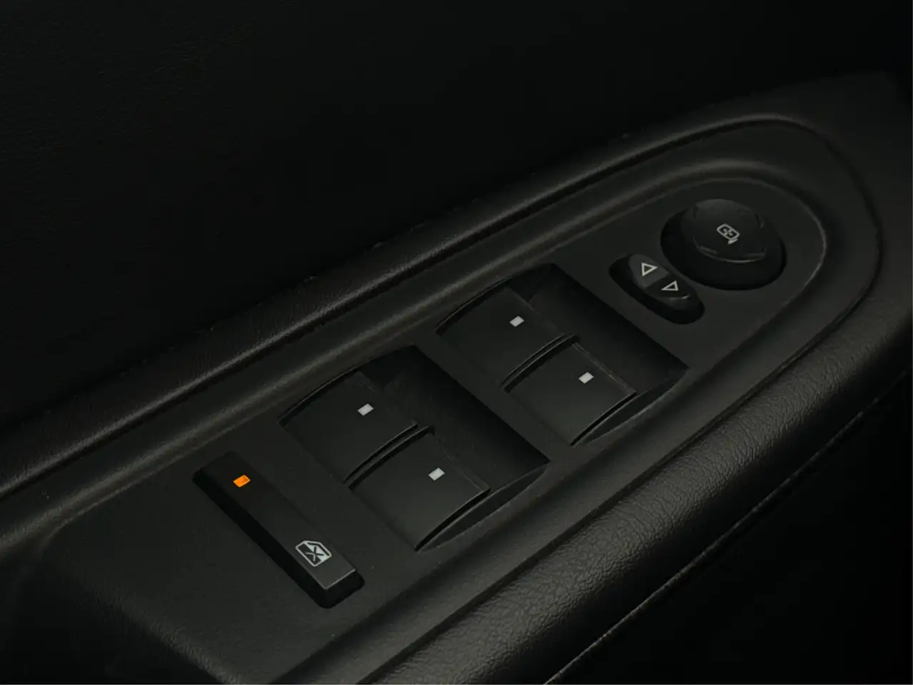 GMC Acadia снимка GMC Acadia