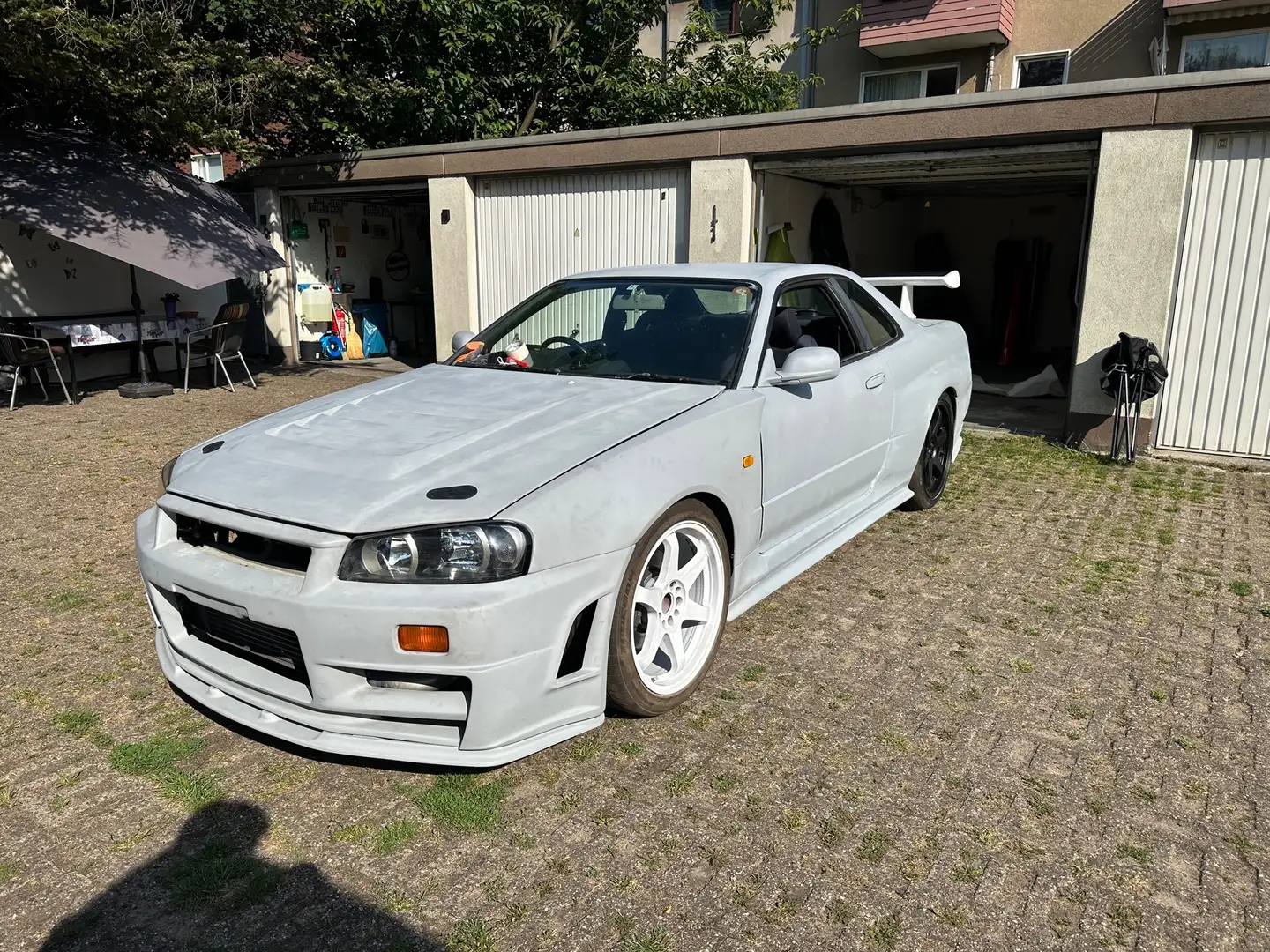 Nissan Skyline R34 GTT - 1