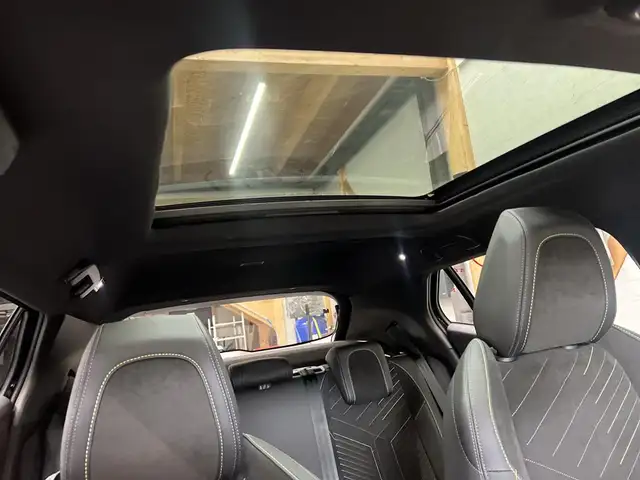 Peugeot 2008 view 14