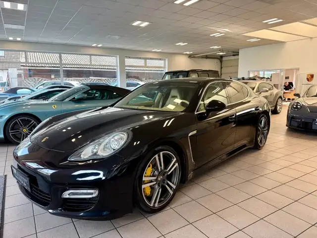 Porsche Panamera view 2