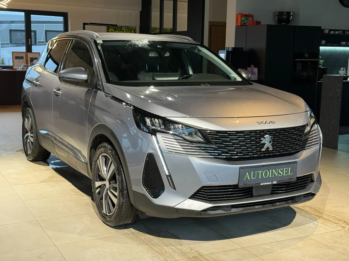 Peugeot 3008 Allure Pack Aut. 360 Kamera+Ambiente+SR+WR Grau - 2