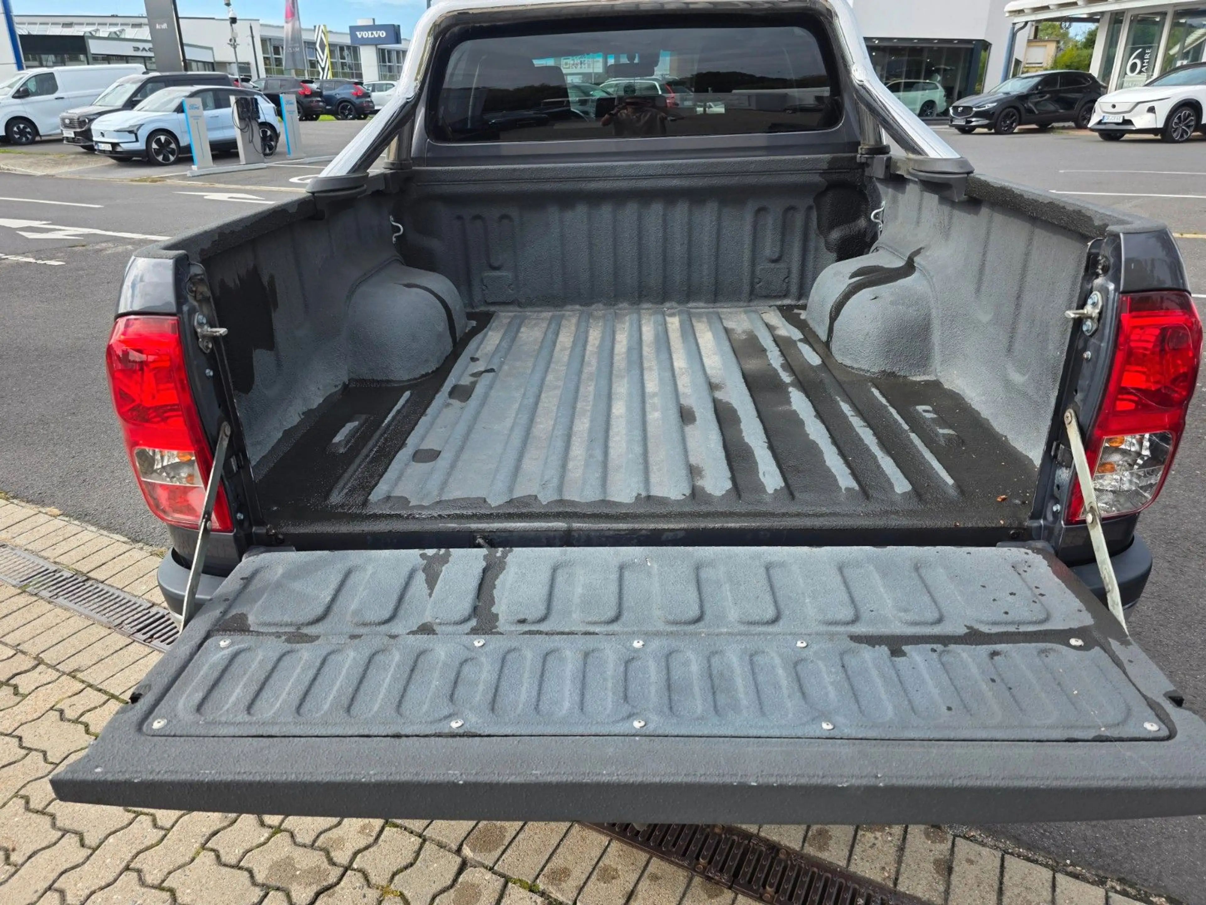 Toyota Hilux Double Cab Comfort 4x4 *DAB*Klima*RFK*AHZV — photo 7