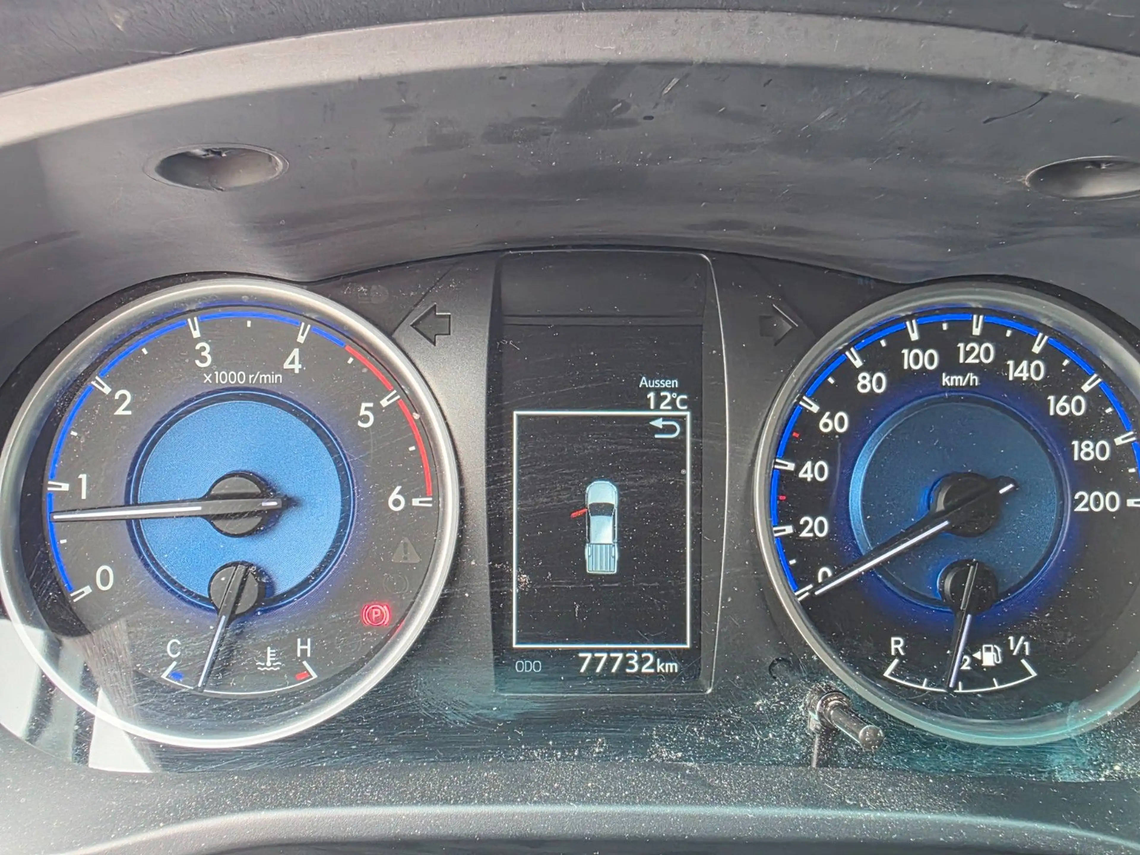 Toyota Hilux Double Cab Comfort 4x4 *DAB*Klima*RFK*AHZV — photo 11
