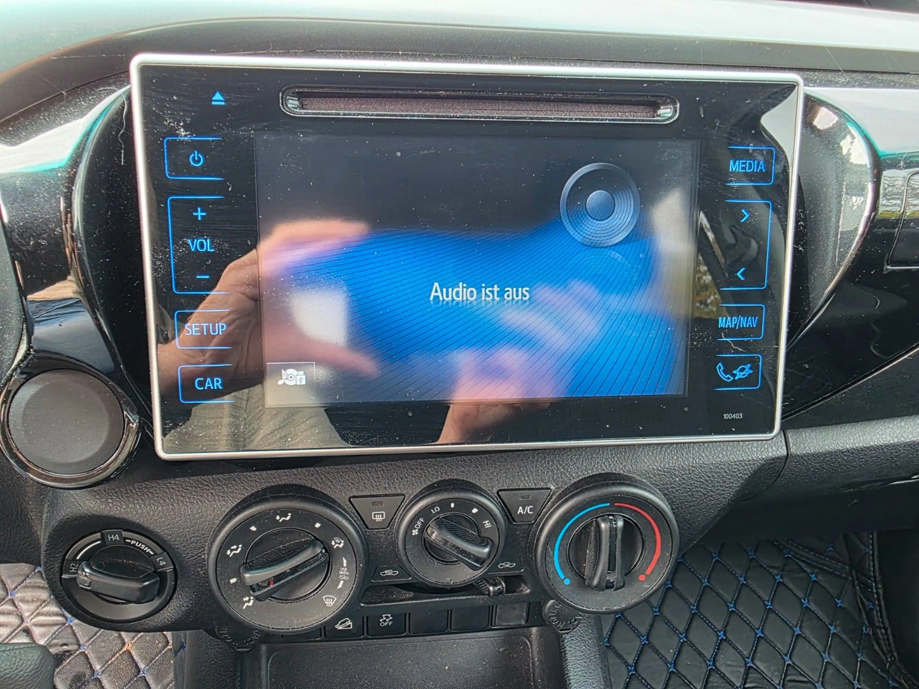 Toyota Hilux Double Cab Comfort 4x4 *DAB*Klima*RFK*AHZV — photo 12