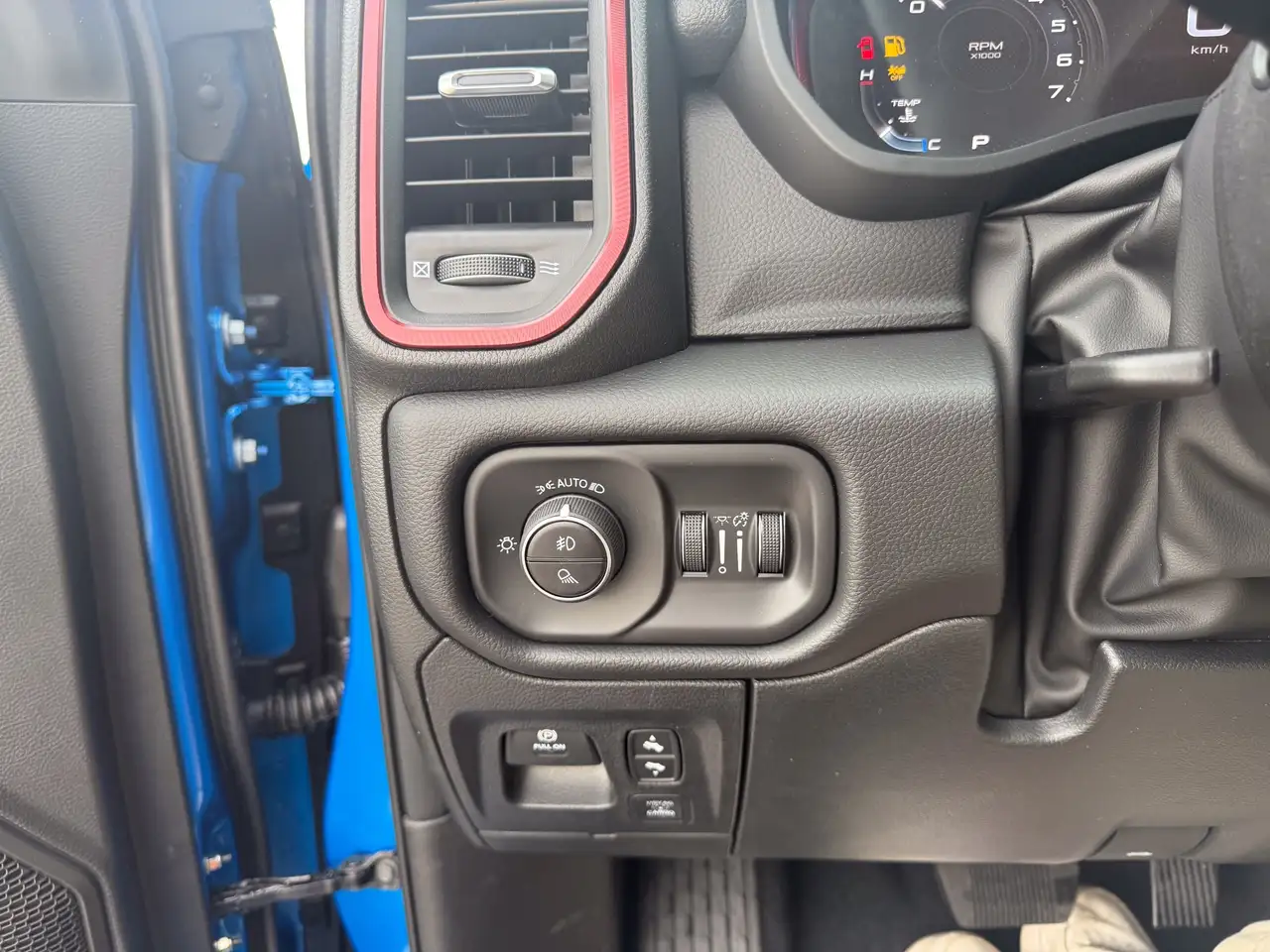 RAM 1500 photo RAM 1500
