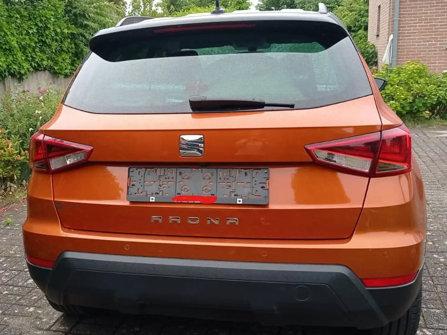 SEAT Arona Arona 1.0 TSI Style DSG (EU6.2) Bronze - 2