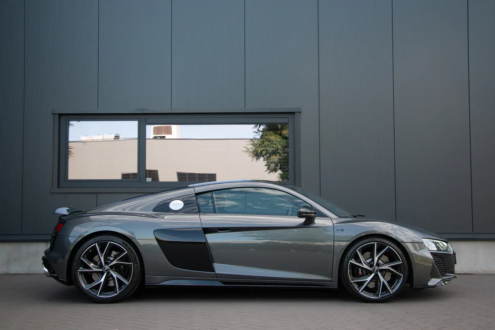 Audi R8 5.2 performance RWD 570 PK | BTW | B&O Sound | Key Grijs - 2
