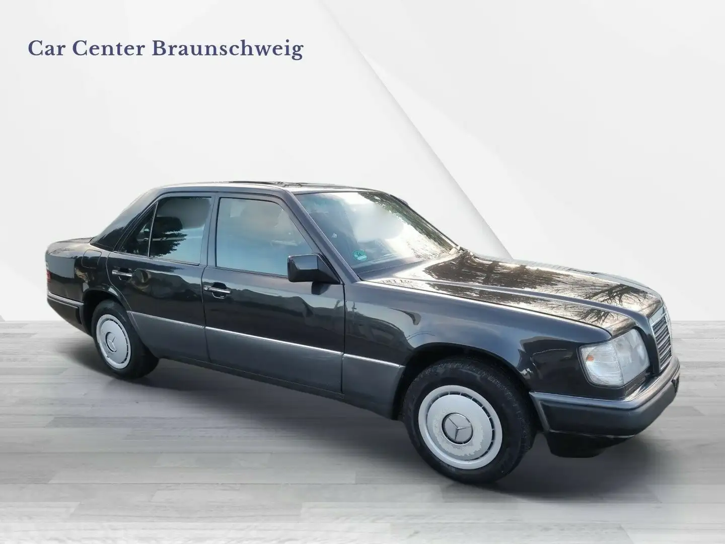 Mercedes-Benz E 200 W124 Schiebedach guter Zustand Schwarz - 2