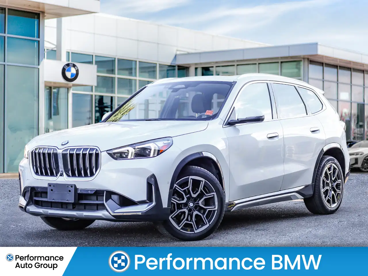 BMW X1 снимка BMW X1