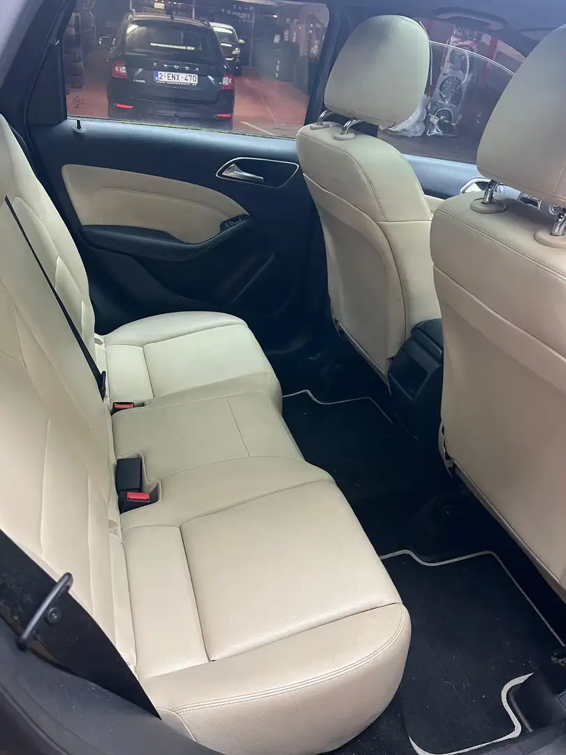 Mercedes-Benz B 180 CDI BE. Cuir T.o panoramique - 2