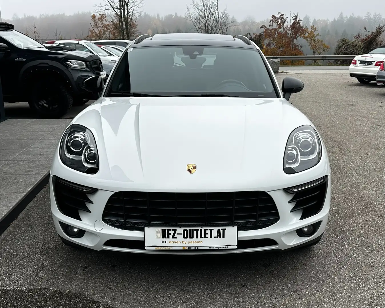 Porsche Macan S 3,0 *21"TurboDesign*AHK*Bose*Pano*RFK* Weiß - 2