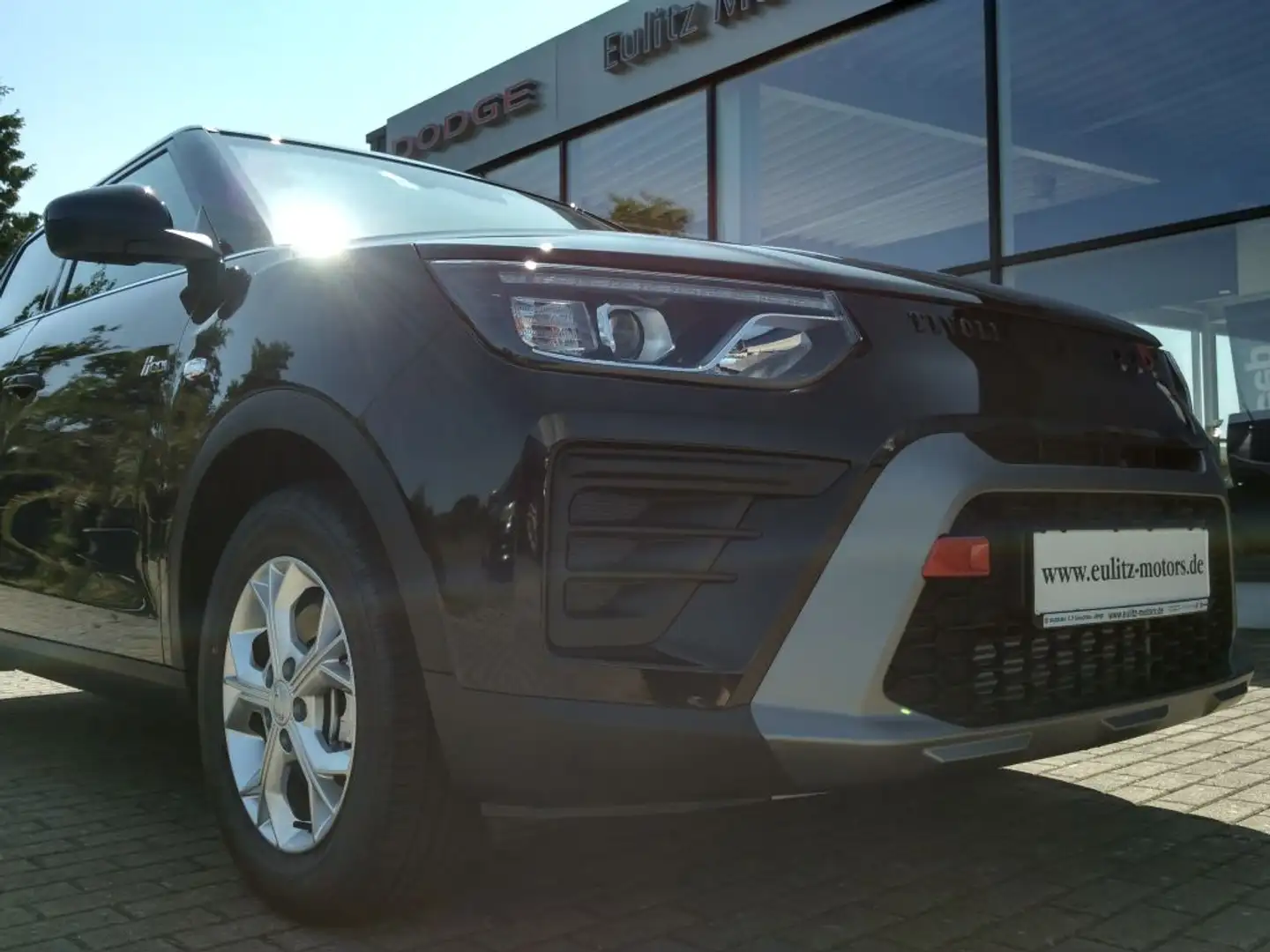 SsangYong Tivoli 1.5 T-GDi 2WD Fizz (XK) Noir - 2