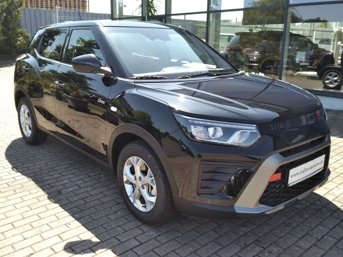 SsangYong Tivoli 1.5 T-GDi 2WD Fizz (XK) Noir - 1