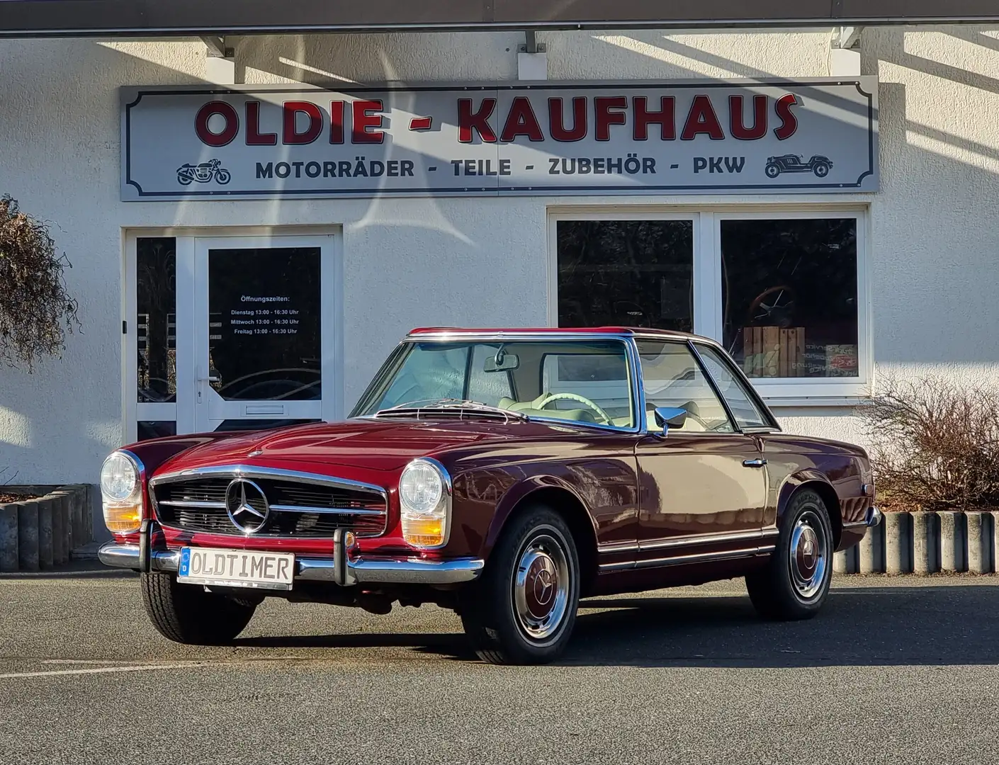 Mercedes-Benz SL 280 W113 Pagode Rot - 1