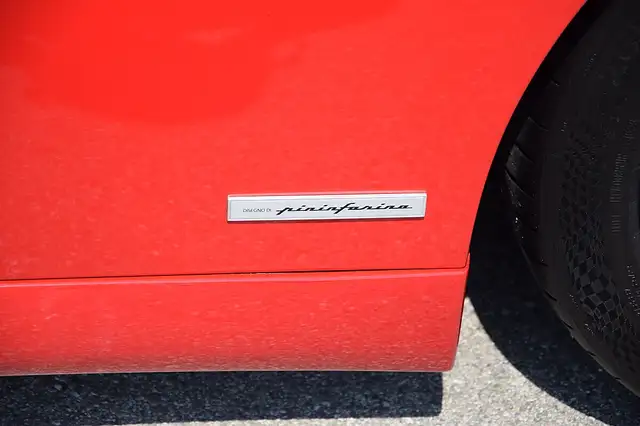 Ferrari F355 view 12