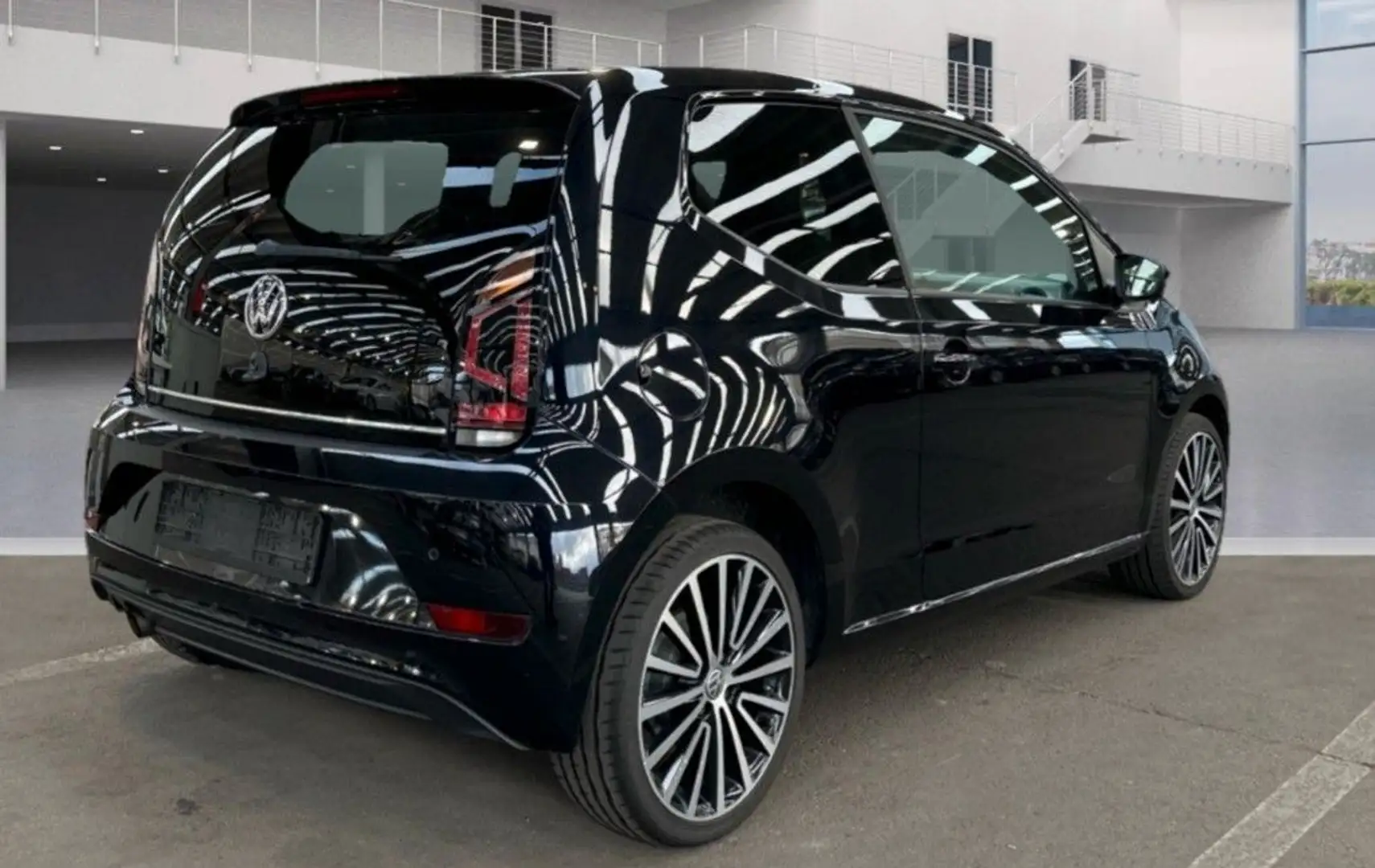 Volkswagen up! high up! SHZ MFL 17 Zoll Klimaaut. 90PS PDC Schwarz - 2