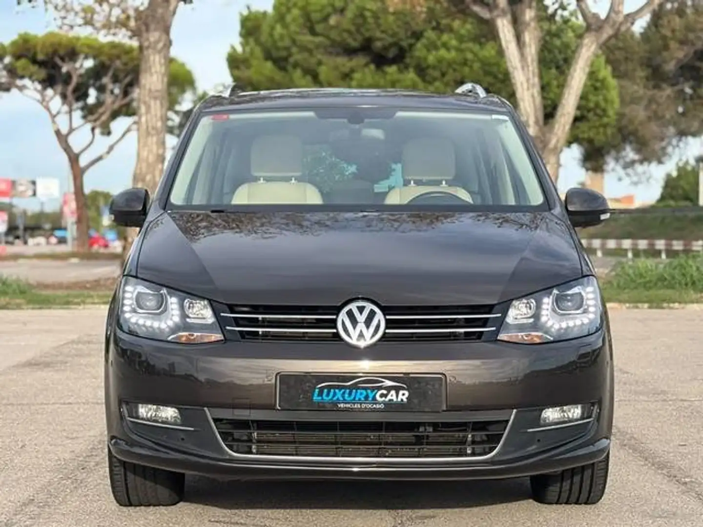 Volkswagen Sharan 2.0TDI Sport DSG 110kW Marrón - 2