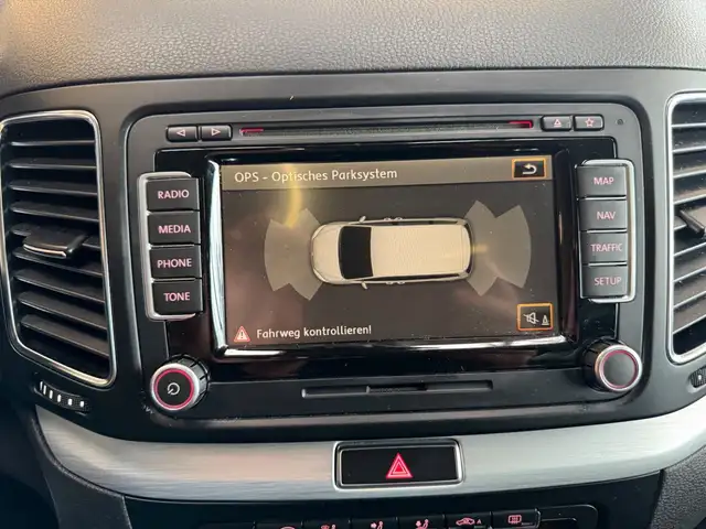 Volkswagen Sharan view 15