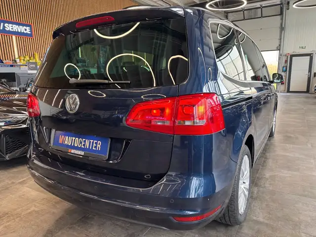 Volkswagen Sharan view 2