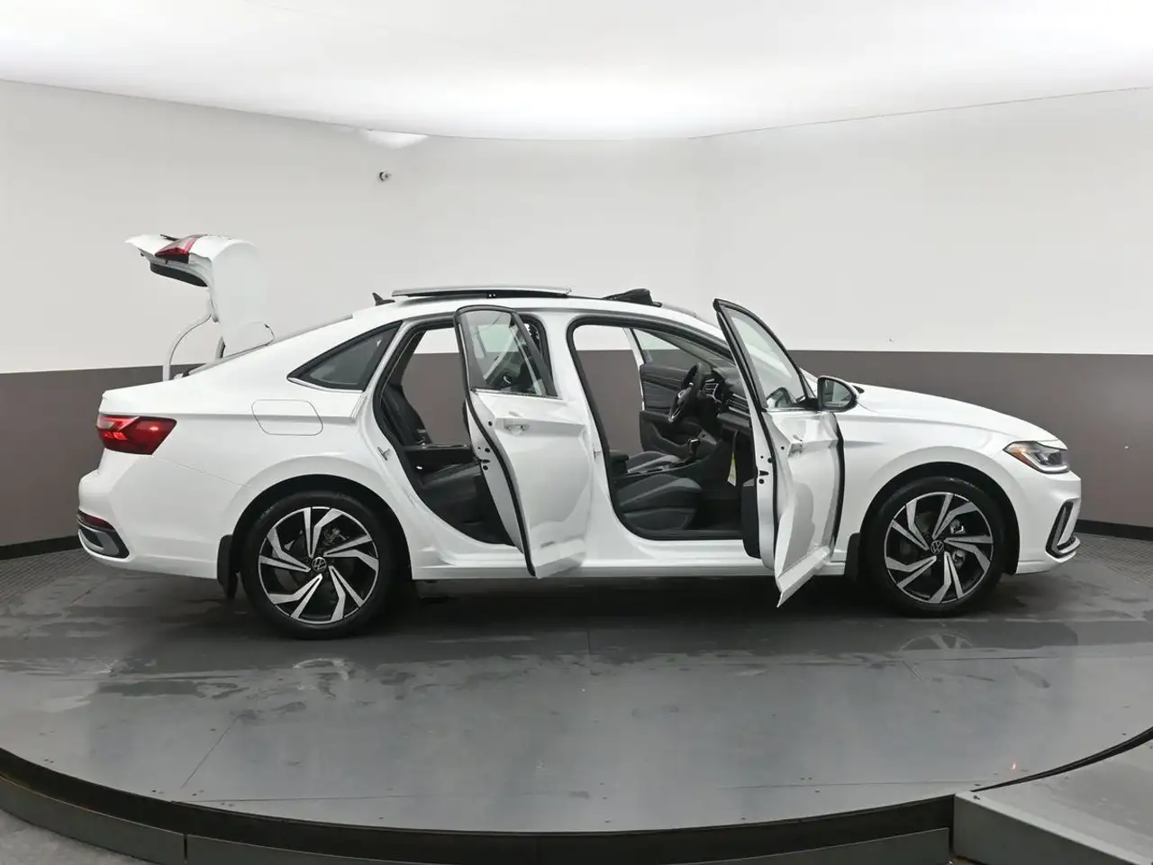 Volkswagen Jetta снимка Volkswagen Jetta